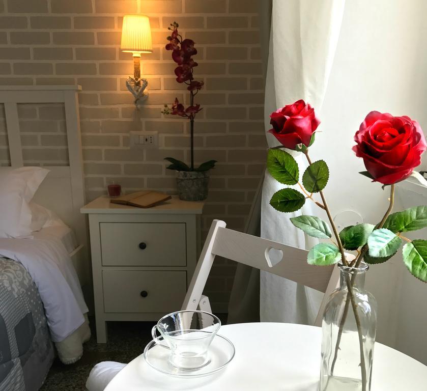 Moonlight Inn Guesthouse ローマ エクステリア 写真