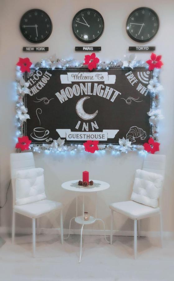 Moonlight Inn Guesthouse ローマ エクステリア 写真