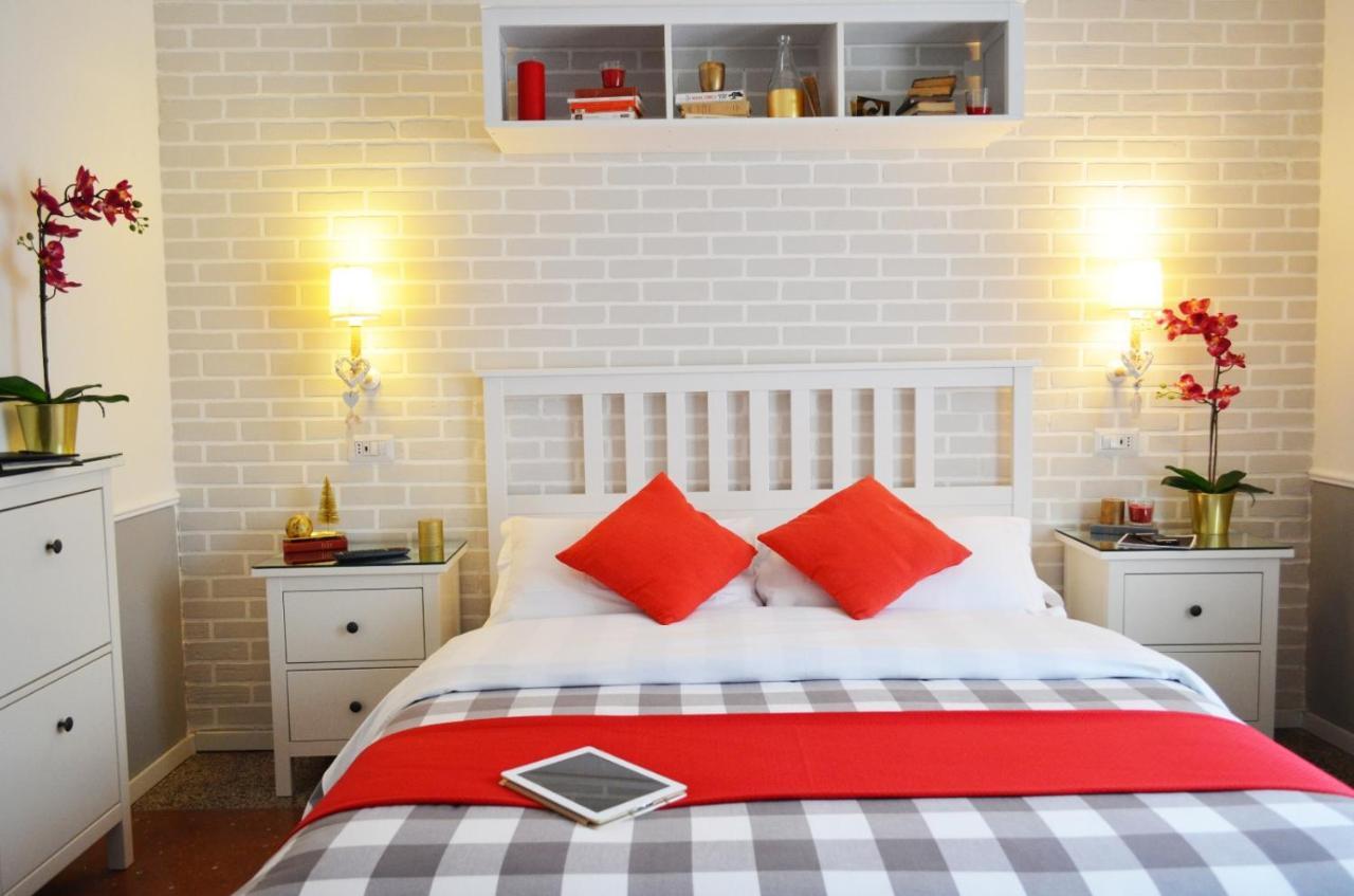 Moonlight Inn Guesthouse ローマ エクステリア 写真